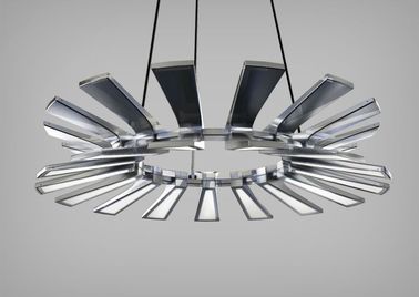 O candelabro moderno trapezoidalmente ilumina a borda - grande candelabro leve para cima e para baixo