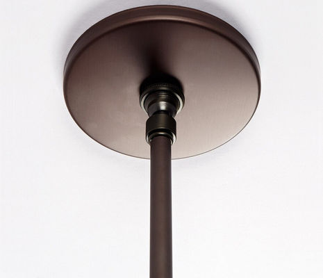 O ouro luxuoso do projeto da casa de campo conduziu o estilo moderno do pendente de alumínio das luzes do candelabro