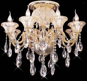 O candelabro do diodo emissor de luz do ferro forjado da sala de jantar/banheiro ilumina-se com revestimento dourado