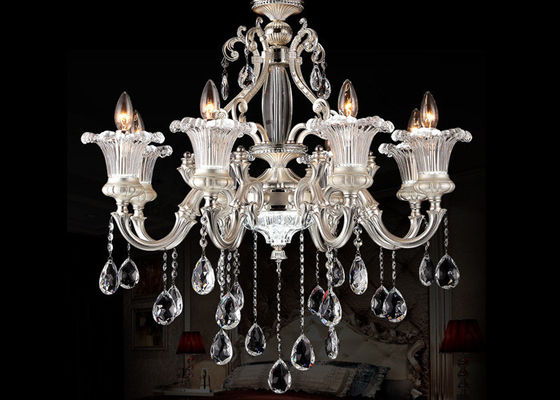 Luz clara do pendente do zinco da prata da pérola 8, candelabro moderno de cristal do estilo europeu luxuoso
