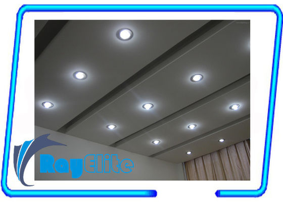 a tri cor 3in1 conduziu o ponto do RGB com o dissipador de calor de alumínio do CNC, dispositivo elétrico claro dimmable do diodo emissor de luz de DMX