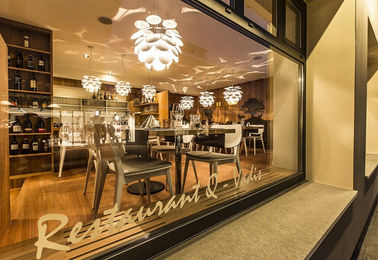 O pendente decorativo ilumina luzes exuberantes da flor do ramo para a iluminação residencial