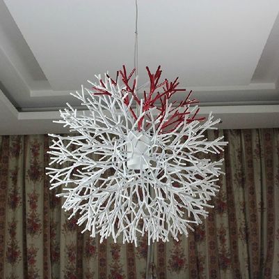 Lâmpada coral da suspensão da máscara da luz moderna acrílica agradável da suspensão para a sala de jantar