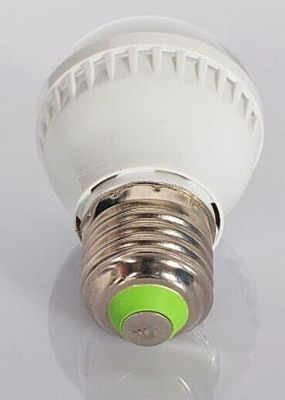 Fábricas de abrigo plásticas altas dos bulbos do globo do diodo emissor de luz do lúmen 12W 1150LM IP45 Epistar