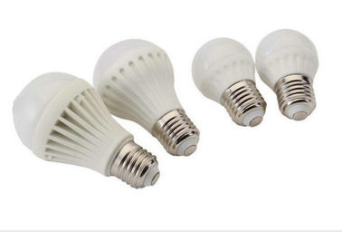 Bulbos da substituição do diodo emissor de luz da eficiência elevada do CRI do bulbo 80 do globo do diodo emissor de luz de 7 watts 700lm