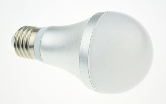 Ampola do diodo emissor de luz de Dimmable E26 dos bulbos impermeáveis do globo do diodo emissor de luz de IP65 SMD 5 W 120 volts
