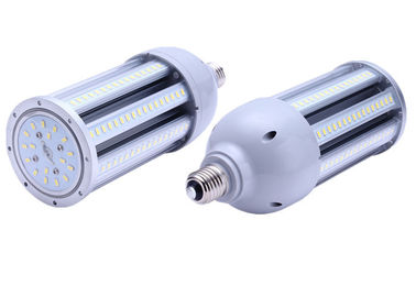 Bulbo exterior do milho do diodo emissor de luz de 45W 277V 360 com 2700K - 6500K para a parte superior do cargo da rua