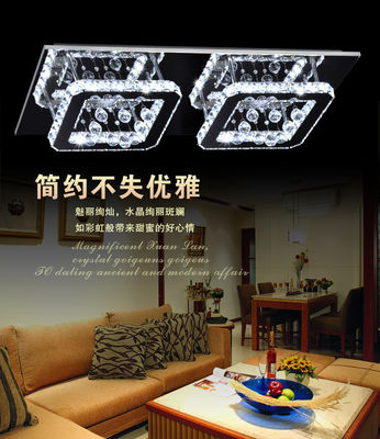 Cristais de cristal da lâmpada de pendente das luzes de teto que iluminam a forma retangular dos encaixes